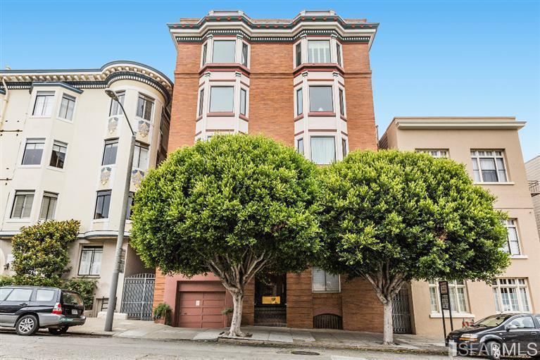 Russian Hill 2 bed / 2 bath