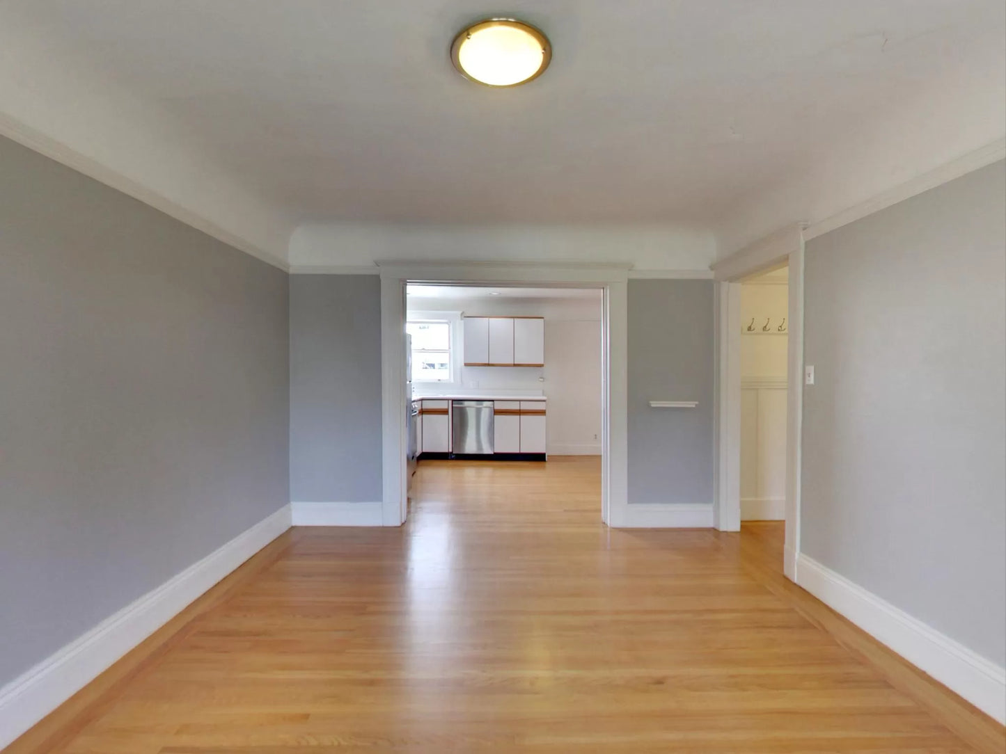 Pacific Heights 2 bed / 1 bath